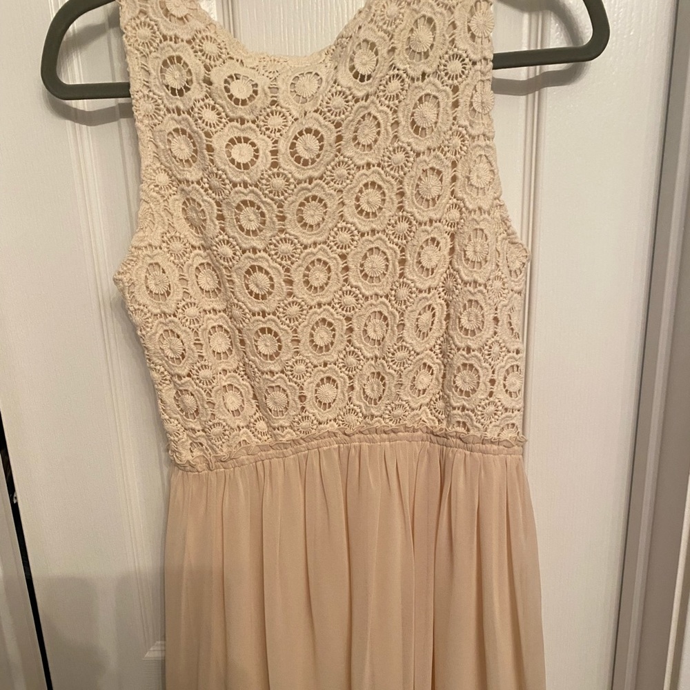 Lace dress